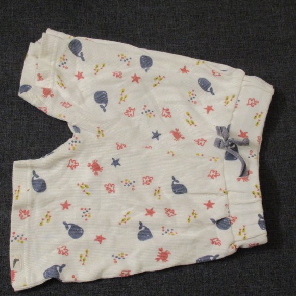 Turtledove London boys short sleeved T-shirt and shorts set preloved - Picture 6 of 6